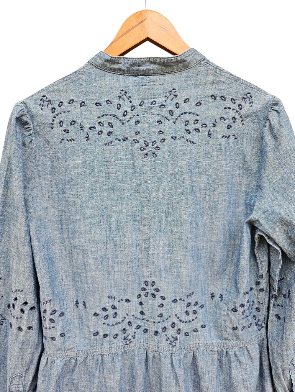 Lucky Brand Blue Chambray Eyelet Button-Front Midi Dress - Picture 10 of 11